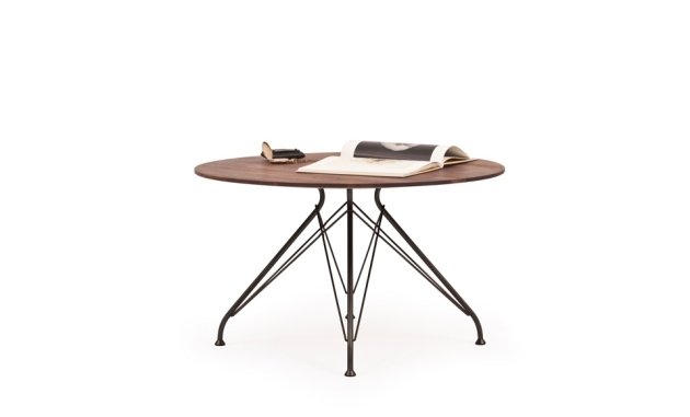 Dizajnový nábytok z rúrkového oceľového rámu, vrchná doska z tmavého dreva Kolekcia nábytku-Drôt-Konferenčný stolík-Čierno-Kovový rám-Orech