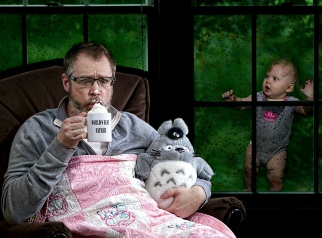 dieťa alice mimo kreslo čítanie engledow