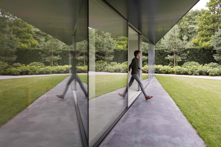 Bývanie na jednej úrovni domu, záhradné dvere, záhrada priamo