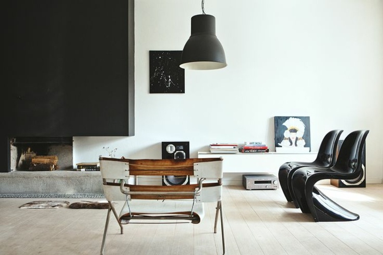obývacia izba-bauhaus-pantonchair-čierna-plastová-zariadenie-nápad-krb-čierna-akcentová stena