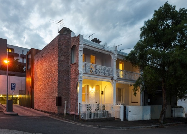 Obytný dom vo viktoriánskom štýle navrhuje dve budovy Návrh dvoch obytných domov vo viktoriánskom štýle