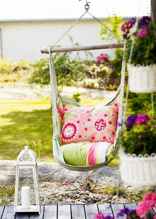 pružina v záhrade hojdací vankúš