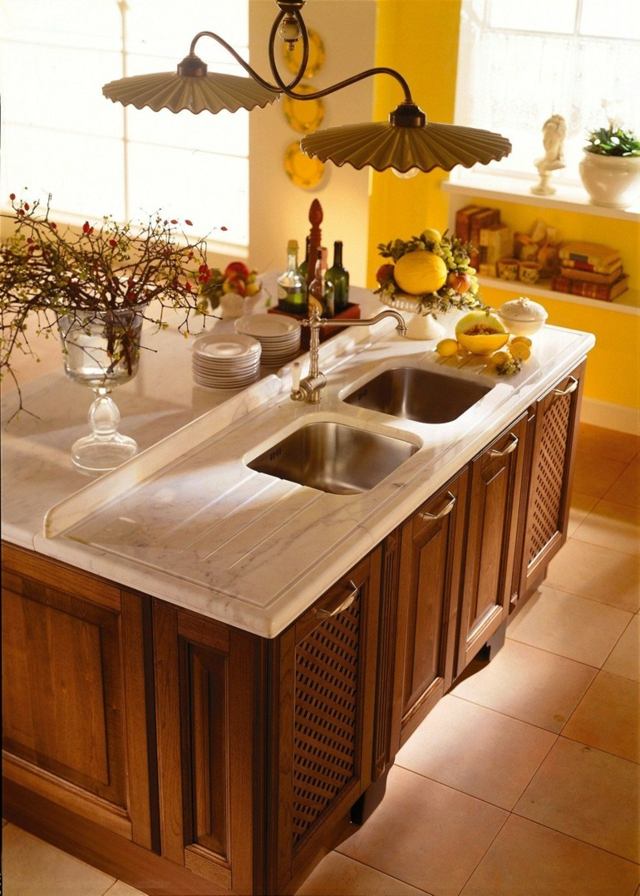 Kuchynské ostrovné mramorové pultové žlté nástenné skrinky Mramorová pultová žltá nástenná skrinka na drevo