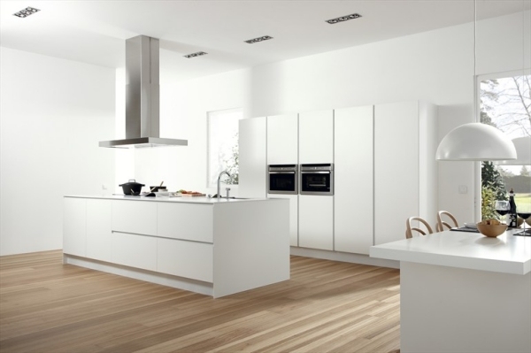 Laková kuchyňa nápady na dizajn bielej drevenej podlahy Dica