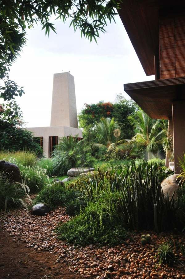 Pokojný dvor s vnútorným dvorom v Indii