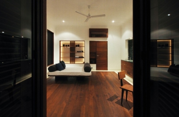 Interiérový dizajn, drevené podlahy, spálňa