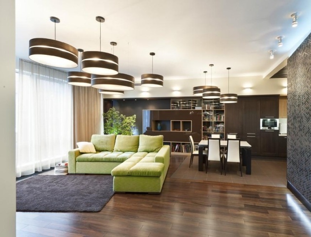 open-living-zelená-rohová sedačka-hnedá kulisa