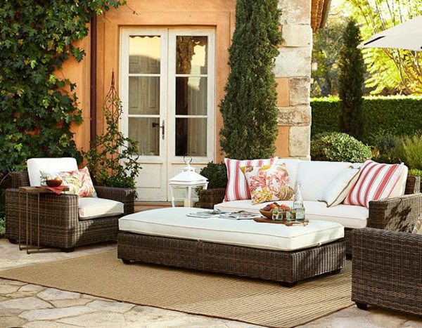 Ratanový nábytok pre záhradu so vzormi