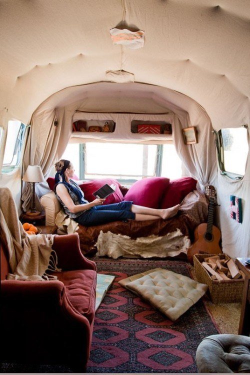 zariadenie karavanu retro dotyk relaxačný komfort bezstarostné zariadenie s retro nádychom relaxácie a pohodlia