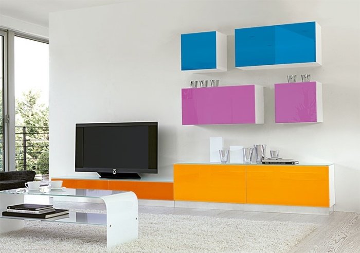 Dizajn-predĺženie stien-moderný-nenáročný na údržbu-plast-povrch-farebný-lak