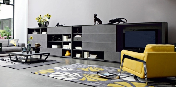 sivá nástenná jednotka-žlté kreslo sivá nástenná jednotka žlté kreslo