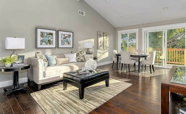 Osmanská stena-dekorácia-dom-s-terasou-drevená podlaha