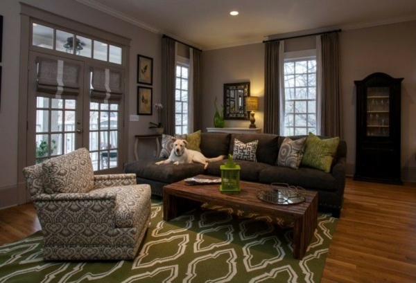 Kreslo s retro vzorom pre psa