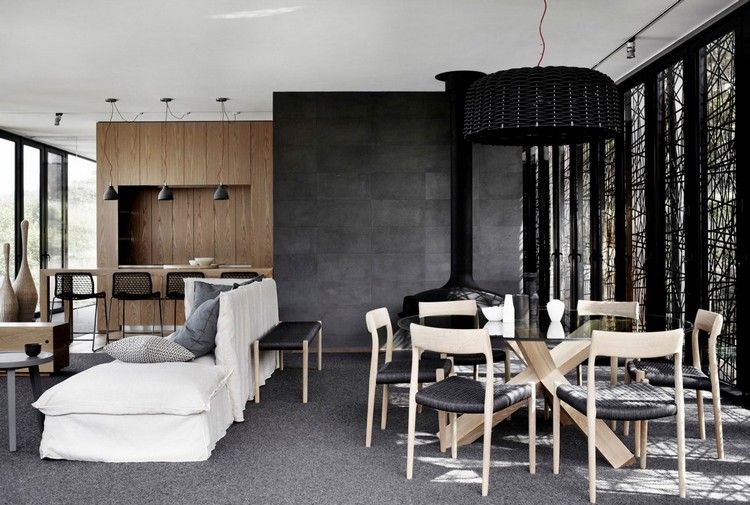 Obývačka-sivá-obývačka-nápady-tmavé-rolety-žulové-obkladačky