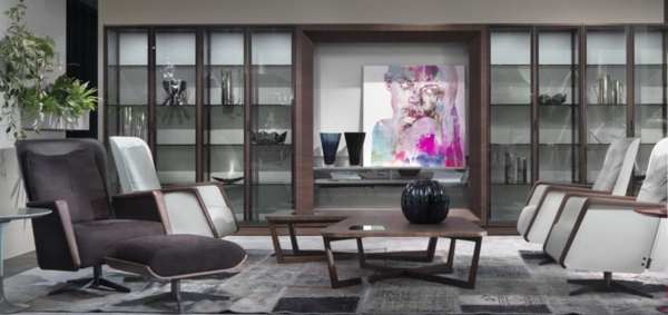 Koncert-kompozícia-CRISTAL-sklenené-vitríny-besana