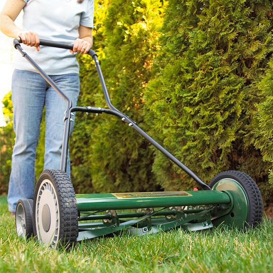 Ručné kosačky na valce nakupujú tipy pre výber kritérií Válcová kosačka ručná kosačka nákup kritérií výberu