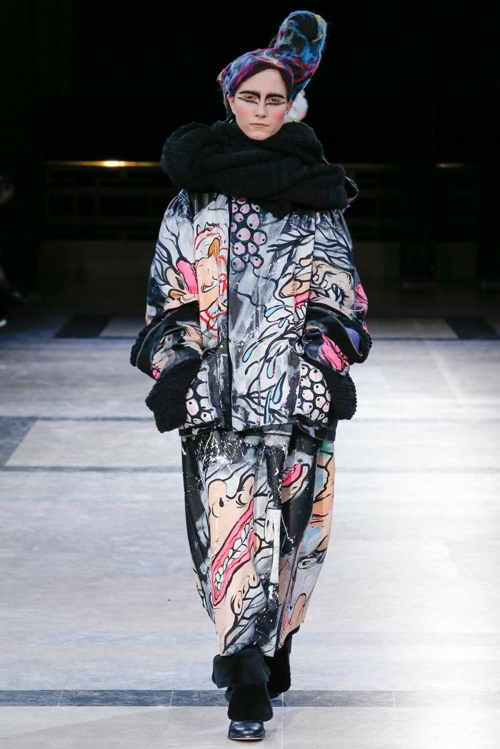 Vyzerá to ako periny s textilnými potlačami a skvelými komiksovými výtlačkami hravé motívy na oblečení