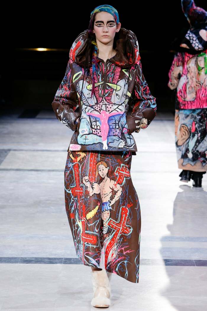 Potlač a potlač textilu od Yohji Yamamoto ľudské figúrky a motívy