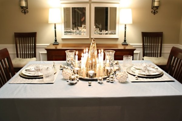 Vianočná dekorácia biela strieborná modrá stolová lopta vyrobte si strieborno -modrú guľôčku sami