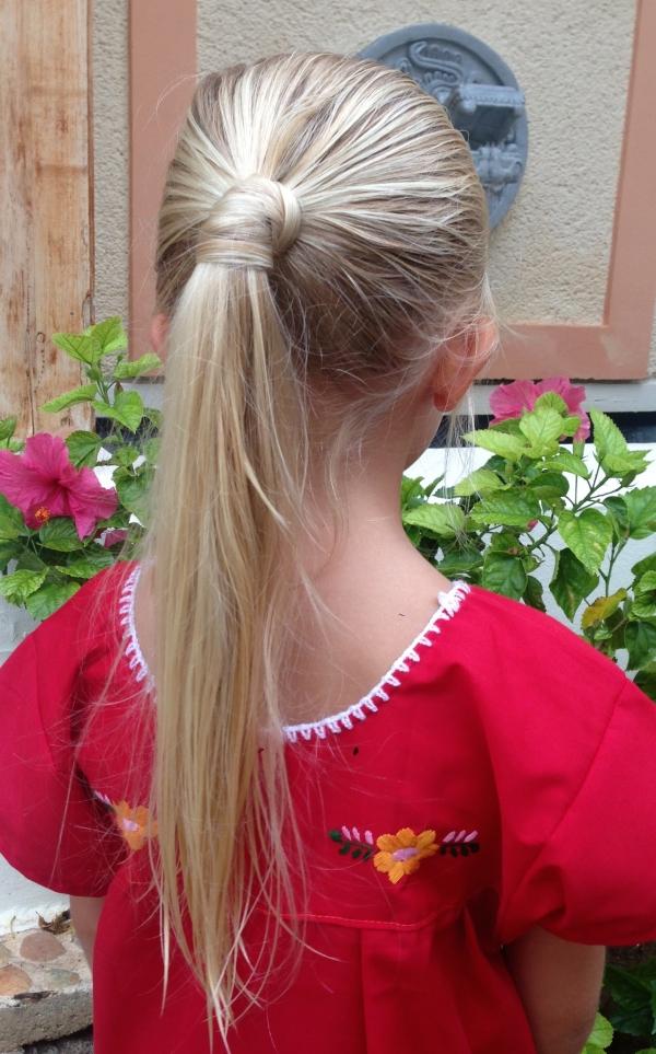 Otočte prameň chvosta Make-your-own-horse-tail-wrap