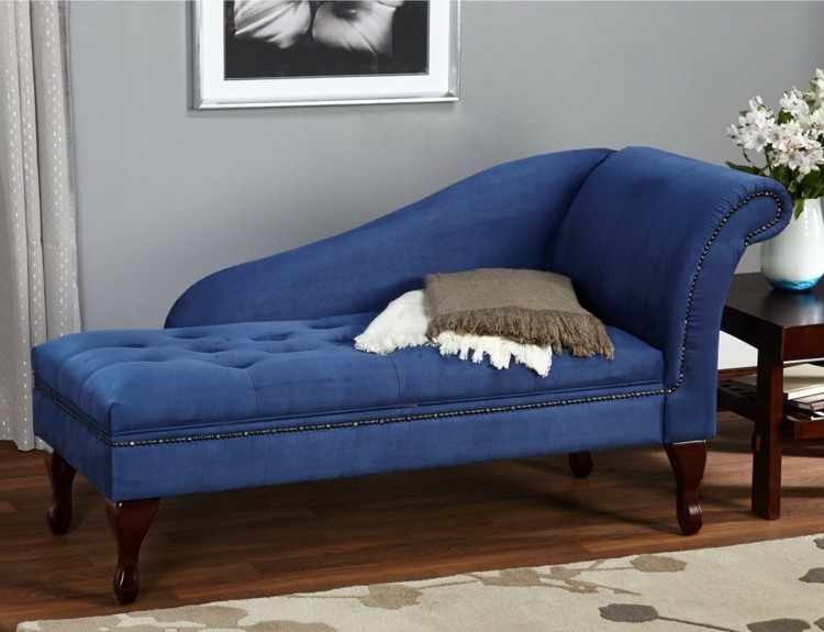 Kreslo klasické kreslo v modrej farbe