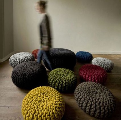 moderné poufs pletené Christien Meindertsma moderné-poufs-pletené-Christien-Meindertsma