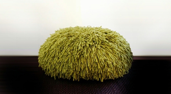 Rasta modern poufs Paulo Haubert Rasta-moderné-poufs-Paulo-Haubert