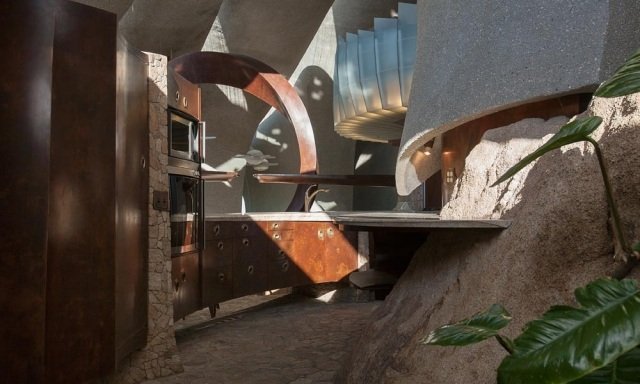 dizajn obývacia atmosféra-dizajn vstavaná kuchyňa-drevený kameň