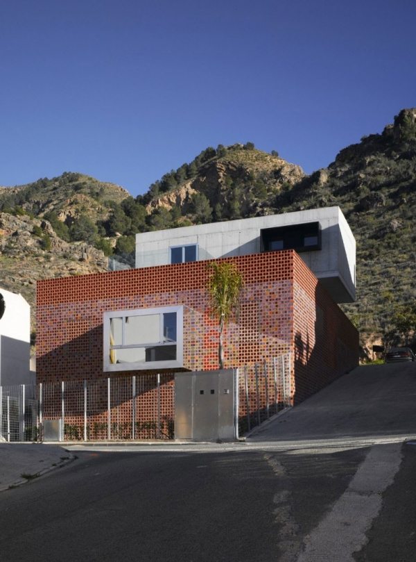 Dom na architektúre Hang-Xpiral