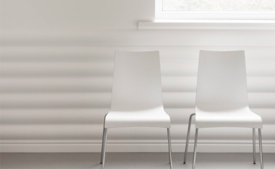 Jednoduché, hladké dekorácie na stenu Soklové lišty, plastovo-dekoratívne moderné