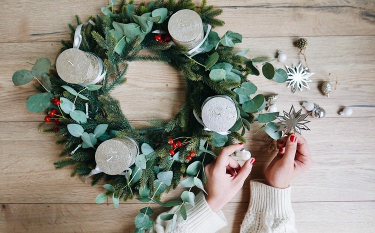 Vyrobte si nápady pre veniec pre Adbents Oslávte Vianoce Tipy bez plastov