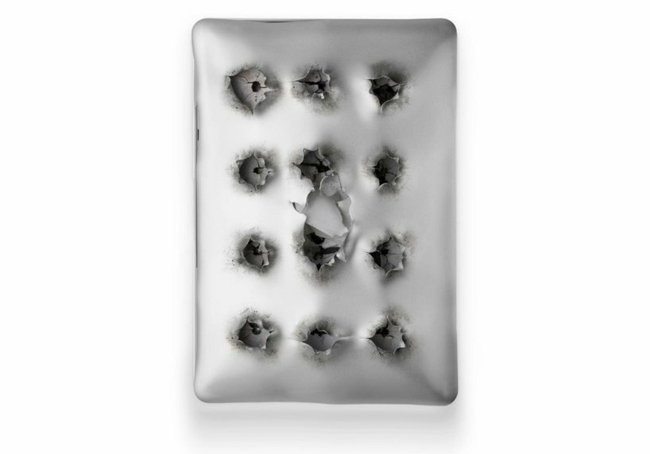 Fotogaléria výstavy zlomeného umenia pre iPhone