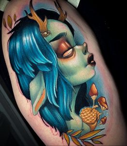 Vlasnik salona za tetoviranje - KELLY DOTY - insta - @kellydotylovessoup - Fotografija gotove tetovaže za web stranicu 1