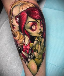 Vlasnik salona za tetoviranje - KELLY DOTY - insta - @kellydotylovessoup - Fotografija gotove tetovaže za web stranicu 3