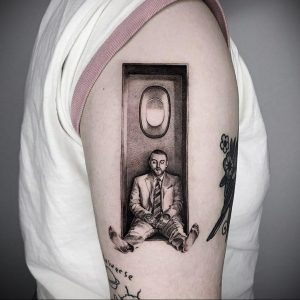 Vlasnik salona za tetoviranje - GOLDY AND KATE SV - insta - @ dot.creativegroup - Fotografija gotove tetovaže za web stranicu 5