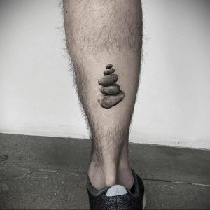 Vlasnik salona za tetoviranje - GOLDY AND KATE SV - insta - @ dot.creativegroup - Fotografija gotove tetovaže za web stranicu 1