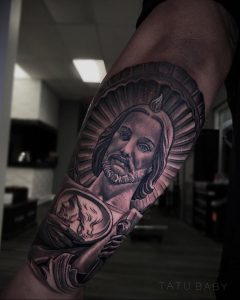 Vlasnik salona za tetoviranje - TATU BABY - insta - @tatubaby - Fotografija gotove tetovaže za web stranicu 2