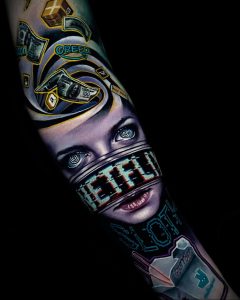 Vlasnik salona za tetoviranje - SAM BARBER - insta - @sambarbertattoo - Fotografija gotove tetovaže za web stranicu 3