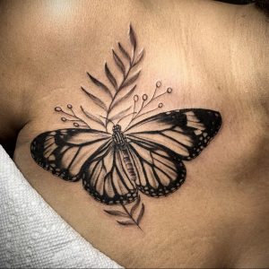 Vlasnica salona za tetoviranje - KATRINA JACKSON - insta - @kattatgirl - Fotografija gotove tetovaže za web stranicu 6