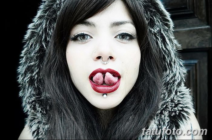 photo Snake tongue in man dated 02.02.2018 №003 - Snake tongue in man -