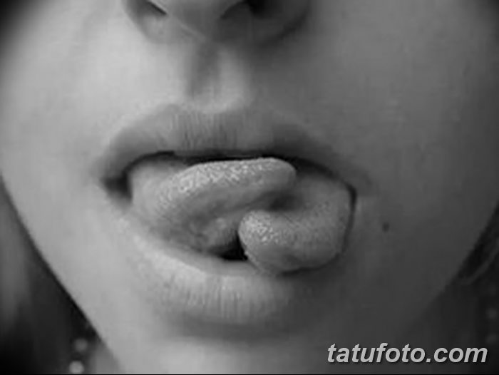 photo Snake tongue in man dated 02.02.2018 №042 - Snake tongue in man -