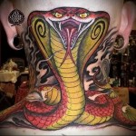 kígyónyak tetoválás 1