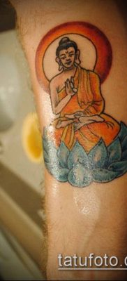 Az 568 -as buddhista tetoválás - a minta hűvös változata, amely könnyen használható a buddhizmus szimbólumainak finomítására és alkalmazására tetoválásként