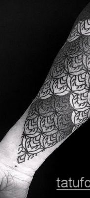 geometriai tetoválás 753. sz. - a minta hűvös változata, amely könnyen használható a geometriai szimbólumok megváltoztatására és tetoválásként