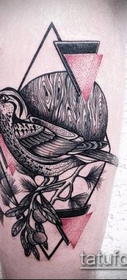 geometriai tetoválás №335 - a minta hűvös változata, amely jól használható a geometriai karkötők megváltoztatására és tetoválásként történő felhelyezésére