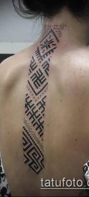 geometriai tetoválás 479. szám - a minta exkluzív változata, amely jól használható változtatásra és alkalmazásra geometriai tetoválásként az alkaron