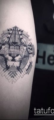 Fotó zenei tetoválásról - 19062017 - példa - 131 zenei tetoválás -