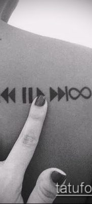 Fotó zenei tetoválásról - 19062017 - példa - 135 zenei tetoválás -