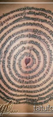 Fotó zenei tetoválásról - 19062017 - példa - 140 zenei tetoválás -