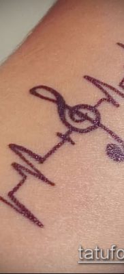 Fotó zenei tetoválásról - 19062017 - példa - 011 Zenei tetoválás -